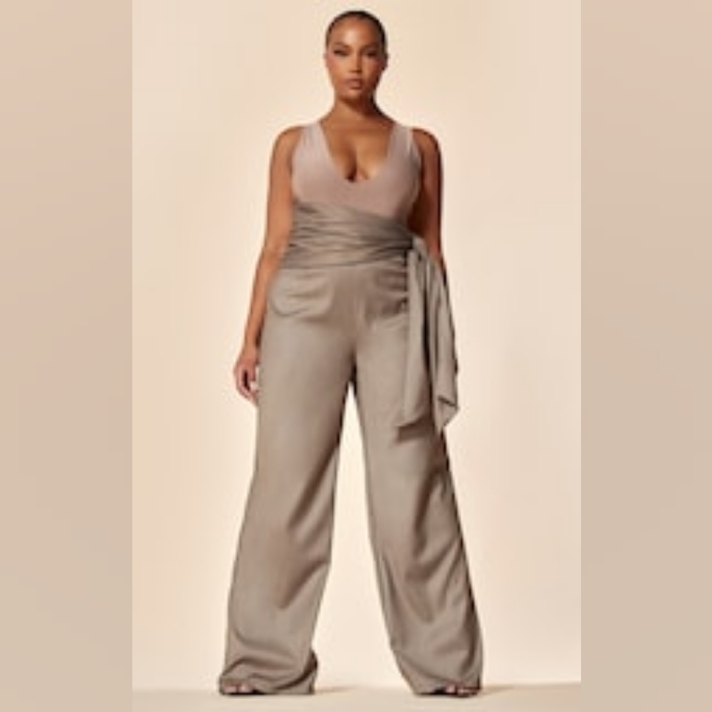 NEW Prettylittlething PTL Label Plus Grey Tie Waist Tailored Straight Leg Pants - Picture 2 of 16